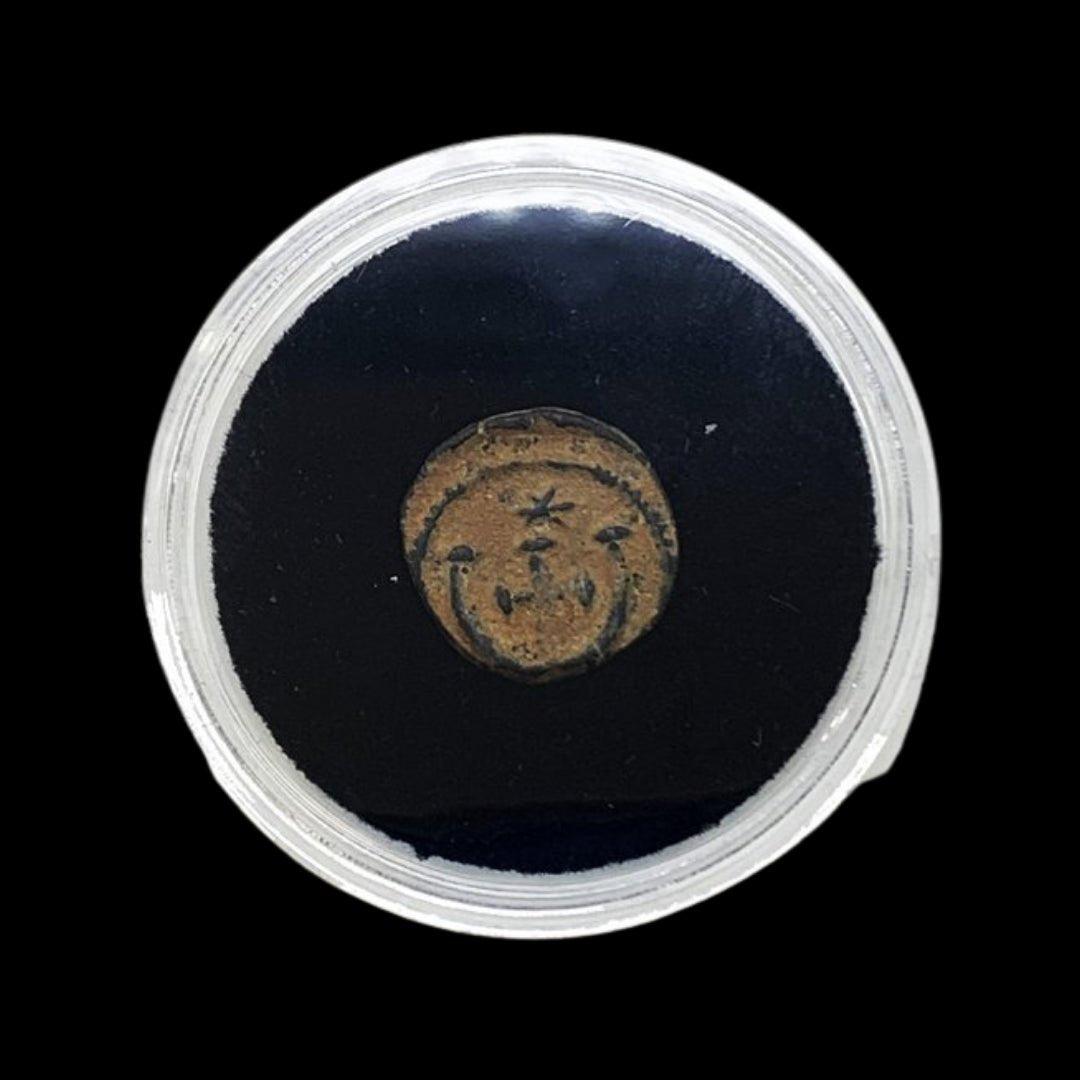 Byzantine Coin of Emperor Justinian the Great (about 1470 years ago) - Kinzer Coins